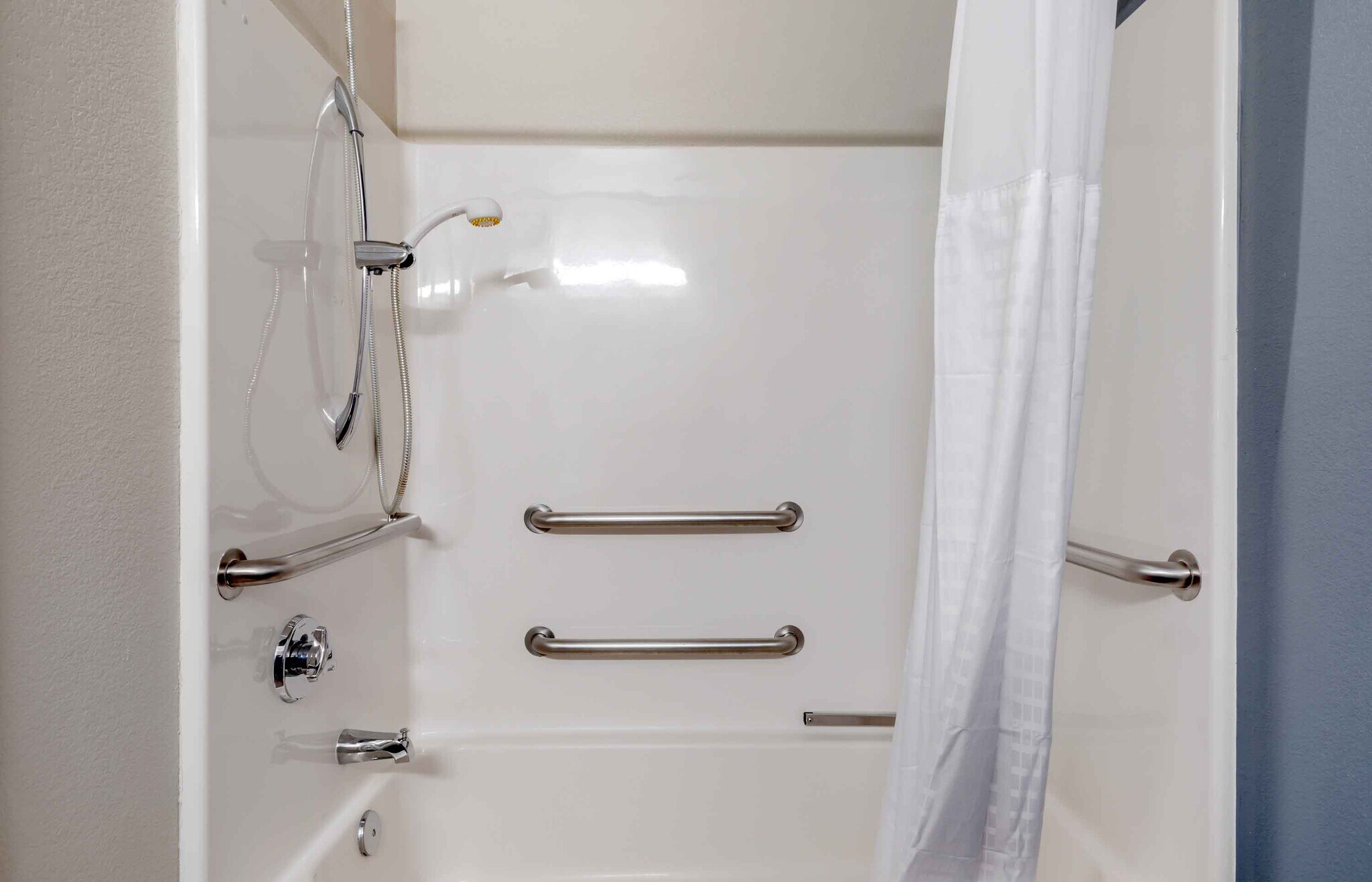 Building Photo - Furnished Studio-Dallas - Lewisville