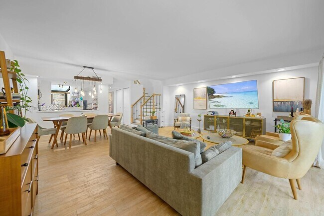 Building Photo - 3501 Magellan Cir
