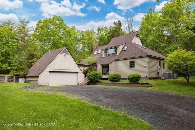 Building Photo - 16 Juniper Ln