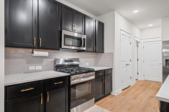 Building Photo - 7619 Grenadine Bloom Bnd