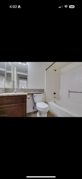 Building Photo - 5166 S Jones Blvd