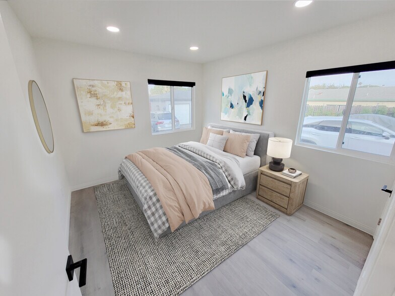 Building Photo - 2224 Delaware Ave