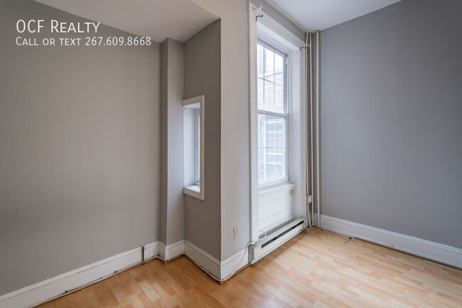 Building Photo - One Bedroom Apartment on Spring Garden Street