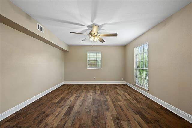 Building Photo - 1549 Eastwood Dr