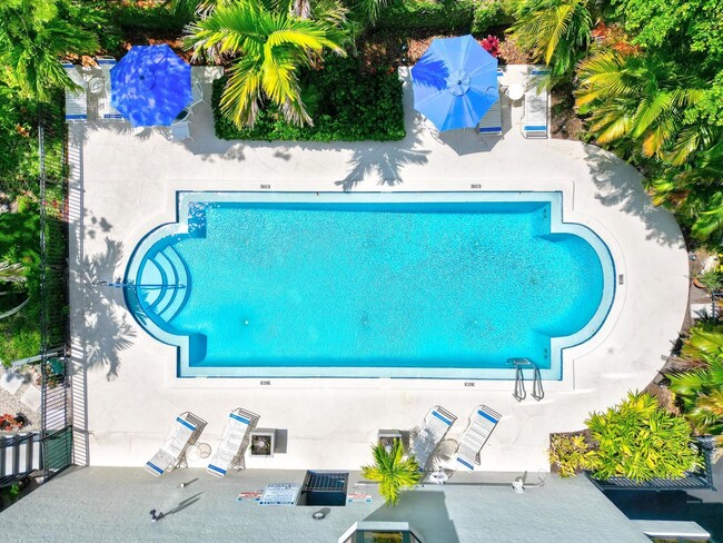 Building Photo - 2 Bedroom 2 Bath Waterview Condo (Palm Place Condominiums)