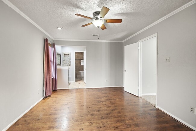 Building Photo - 17610 Possums Run Dr