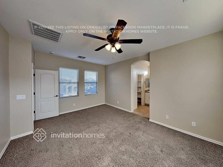 Building Photo - 14541 W Maui Ln