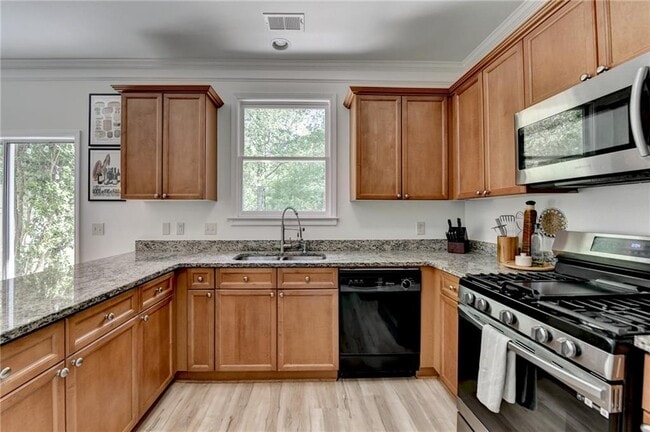Building Photo - 1213 Harris Commons Pl