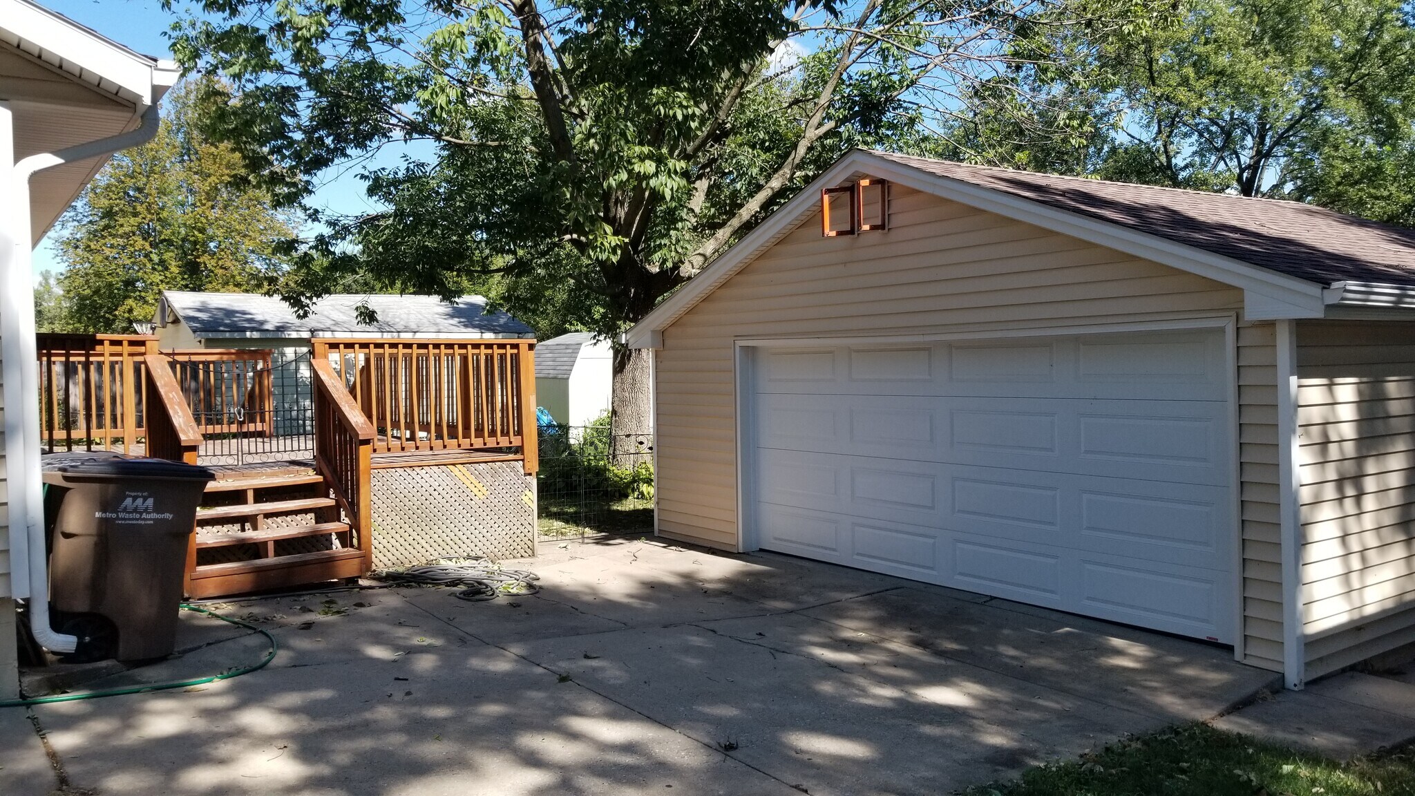 24x24 garage - 719 34th St