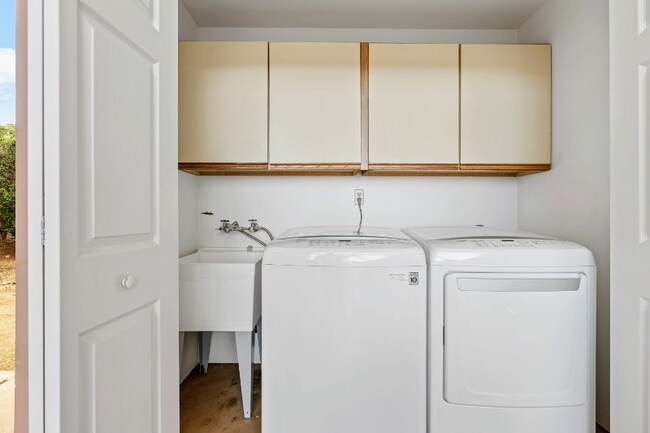 Building Photo - 177 Alea Pl