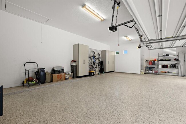 Building Photo - 3417 Pr Hts Dr