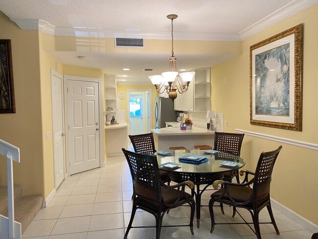 Building Photo - 3277 E Community Dr