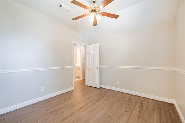 Building Photo - 14527 Golden Cypress Ln