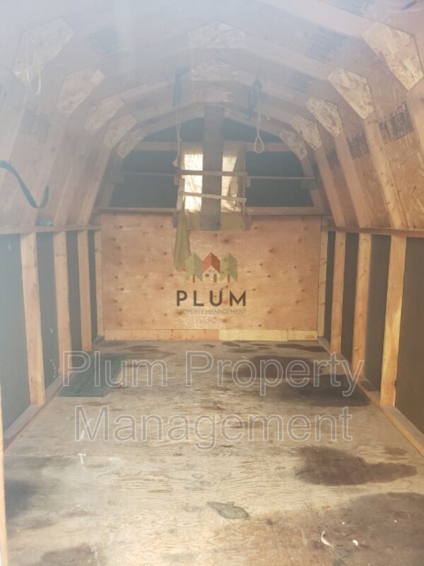 Building Photo - 2130 Mount Ave