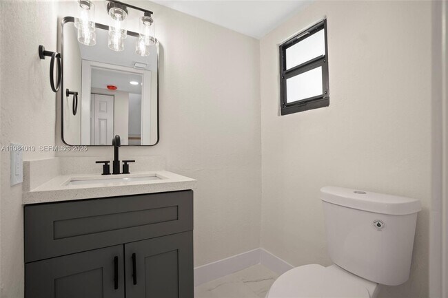 Building Photo - 28015 SW 143rd Ct