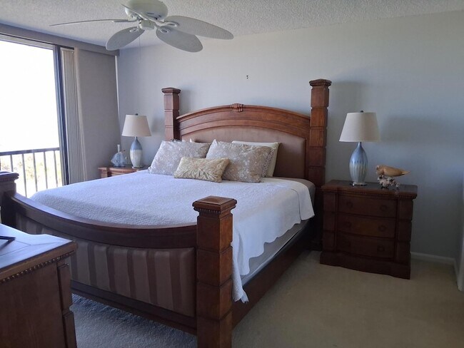 Building Photo - 5055 N Hwy A1A