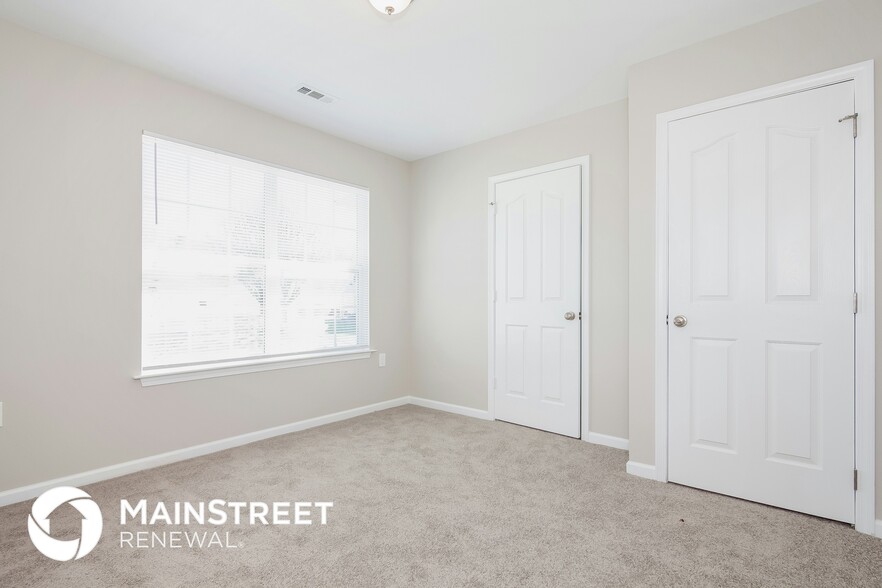 Building Photo - 8529 Emerald Fern Way