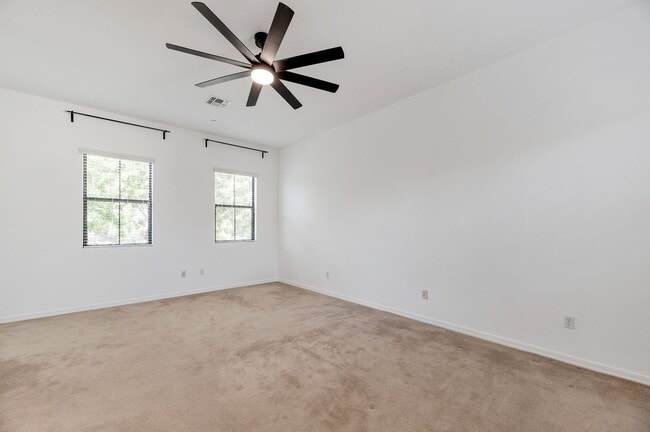 Building Photo - 3 Bedroom 2.5 Bath at Villa Verona Scottsdale