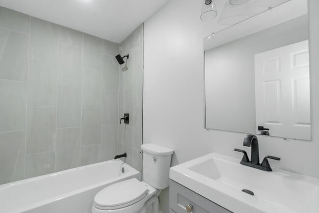 Building Photo - 508 Garden Ct