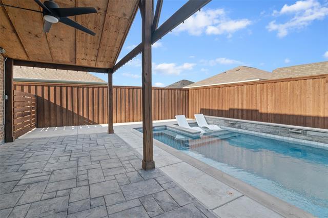 Building Photo - 3004 Cliffview Dr