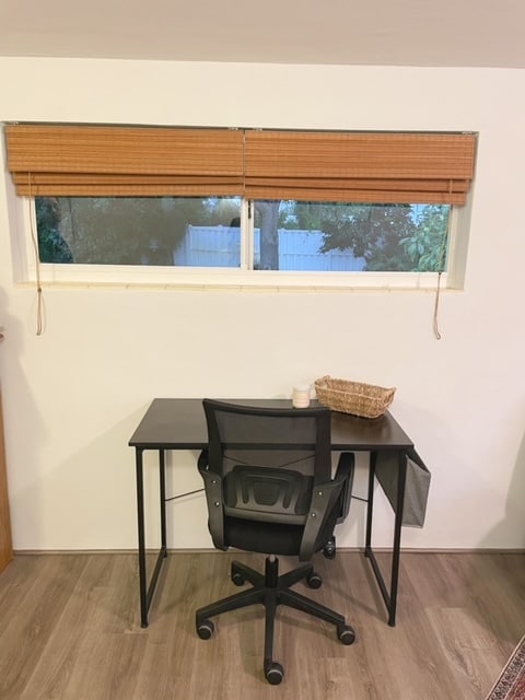 Building Photo - 453 Dolphin St