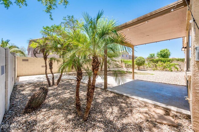 Building Photo - 17429 W Watson Ln