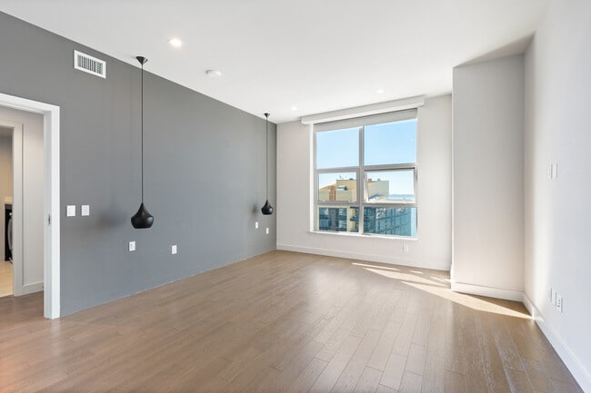 Building Photo - 1388 Kettner Blvd