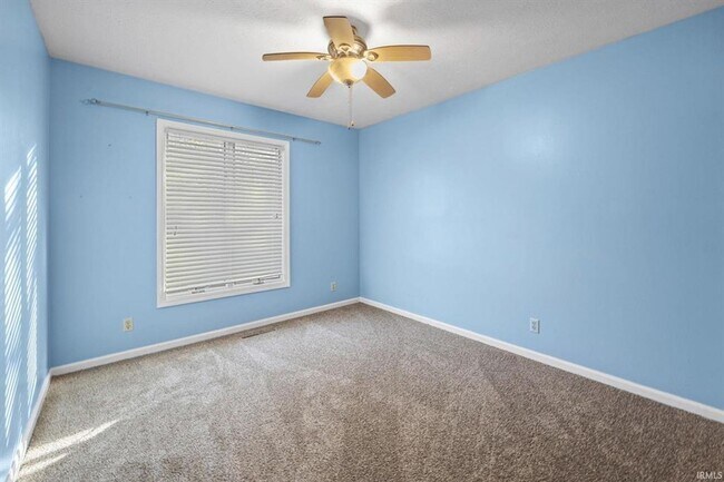 Building Photo - 4 BR Home in Bar Barry Heights