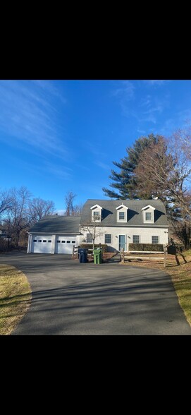 Building Photo - 40 Milltown Rd