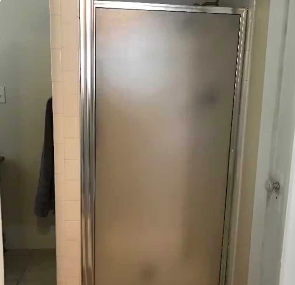 Building Photo - 2705 Vicksburg St