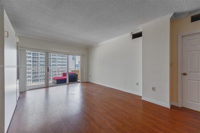 Building Photo - 1980 S Ocean Dr