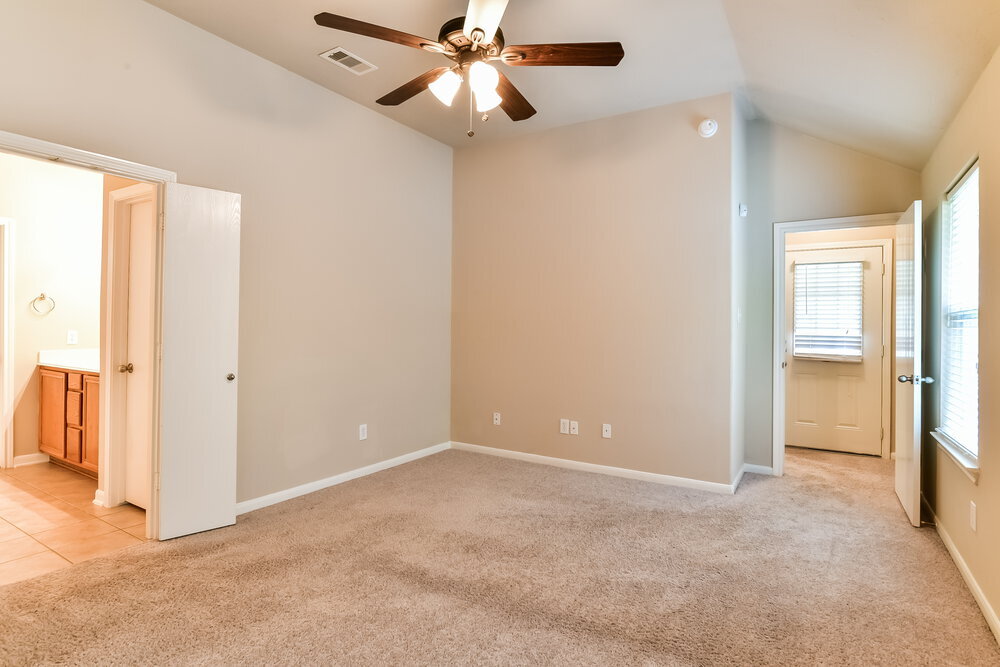 Building Photo - 13407 Forest Pines Village Ln