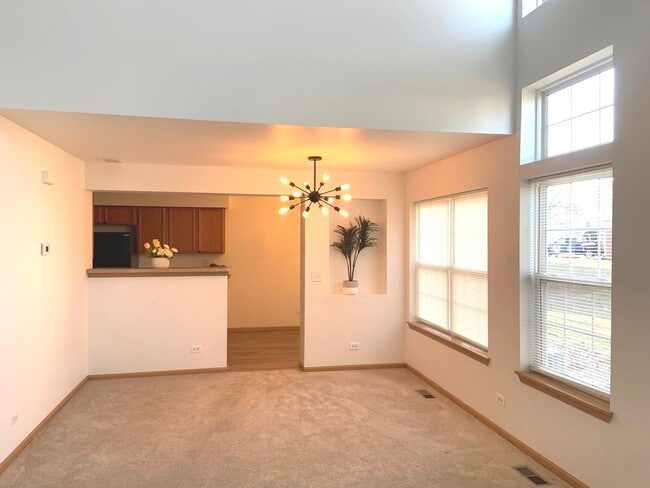 Building Photo - 1811 Waverly Way