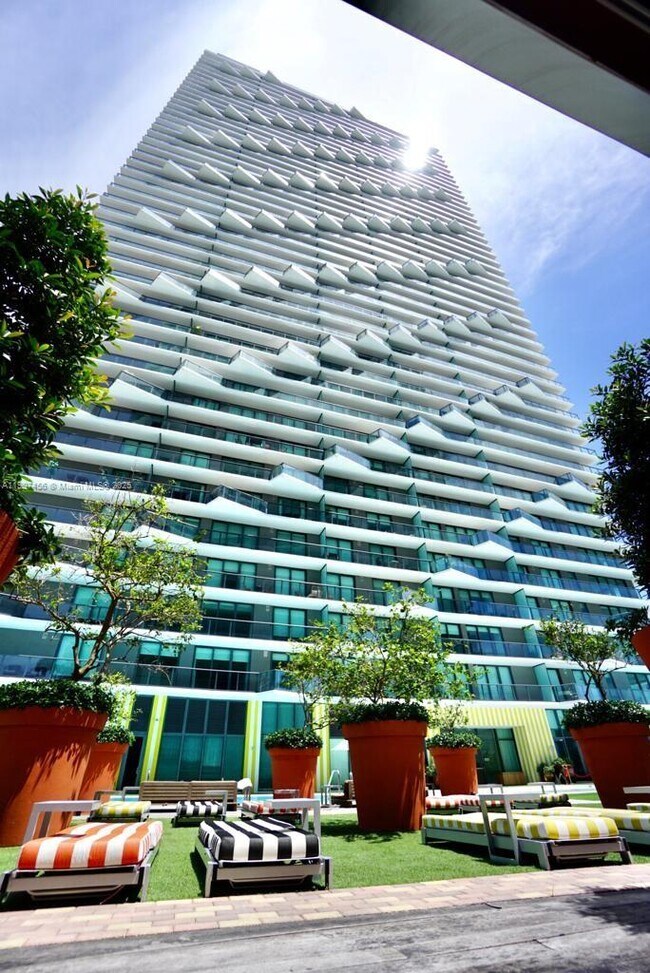 Building Photo - 1300 S Miami Ave