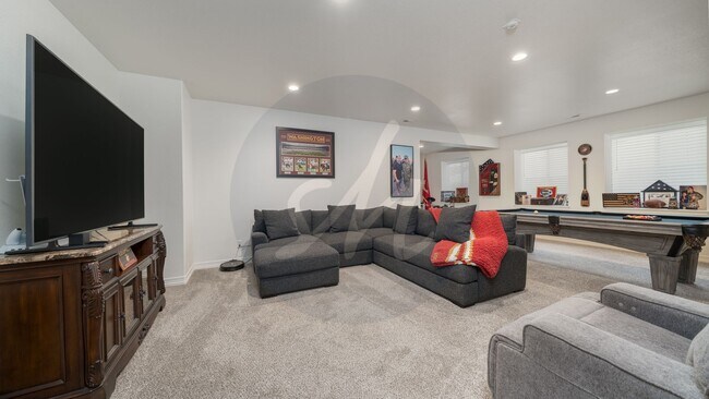 Building Photo - Beautiful Rancher in Cumbre Vista