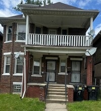 Building Photo - 295 Marston St