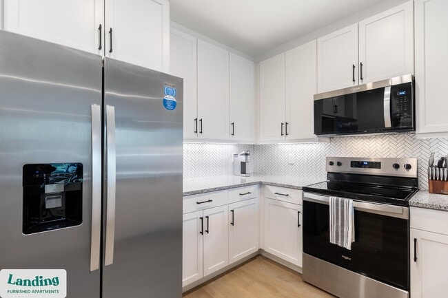 Building Photo - 435 Encore Way