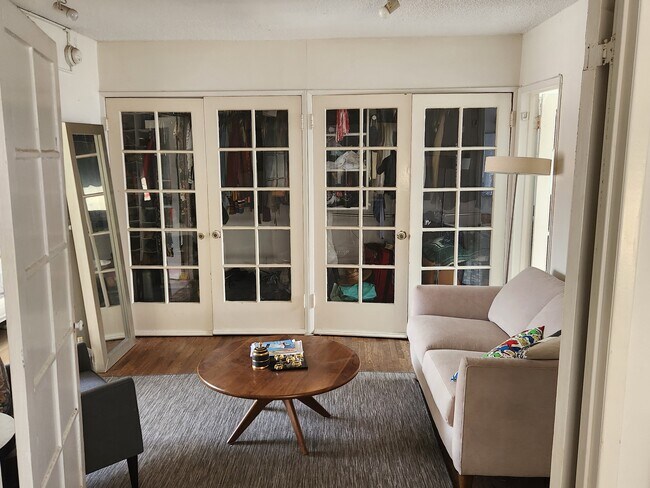 in between room with 2 closets - 1030 N Hayworth Ave