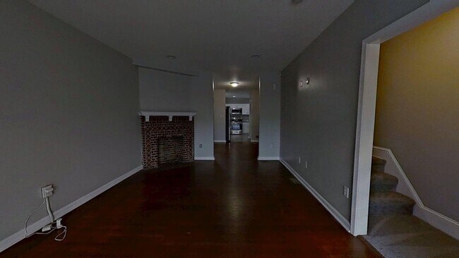 Building Photo - 6032 Walnut St