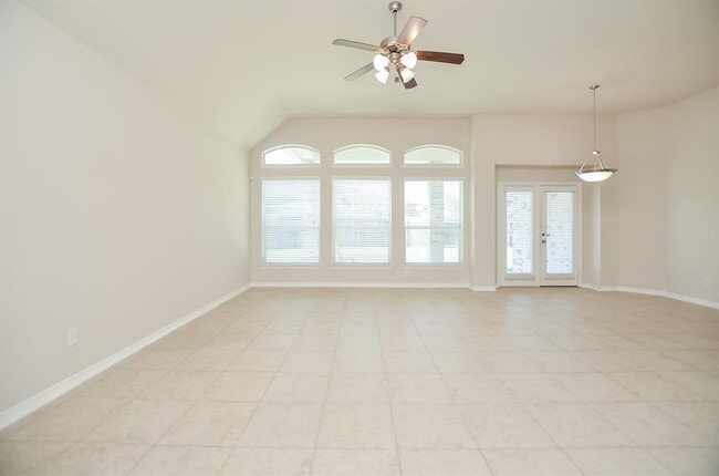 Building Photo - 3807 Broken Pine Ct