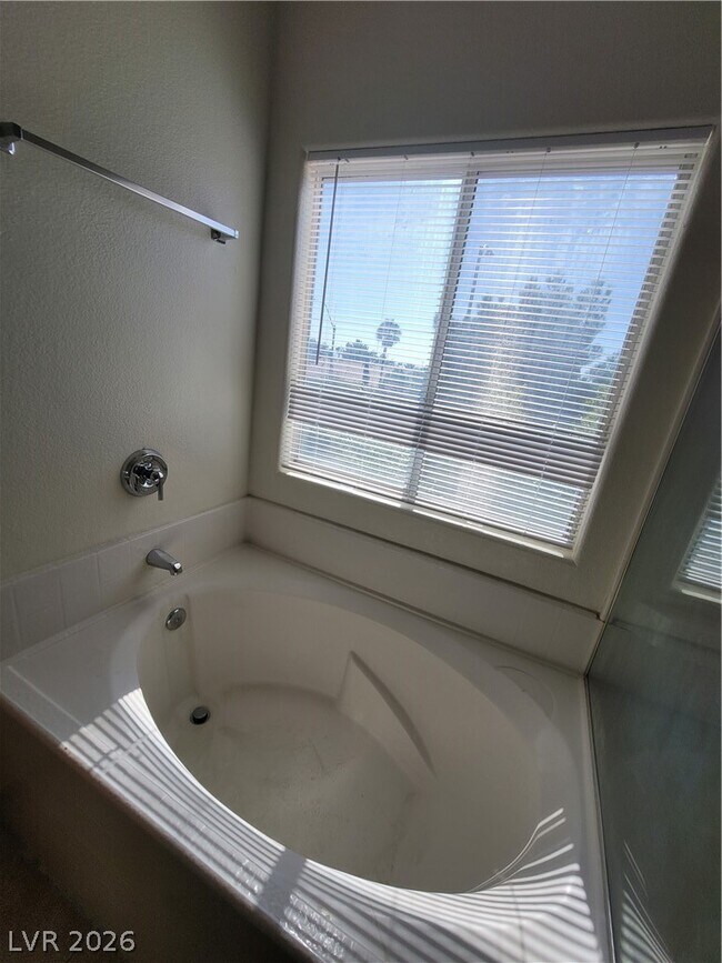 Building Photo - 7817 W Falcon Wing Ave