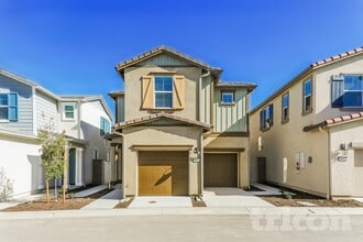 Building Photo - 29402 Jack Pne Ct