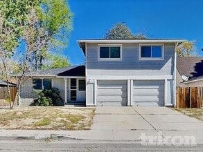 Building Photo - 945 E Huffaker Ln