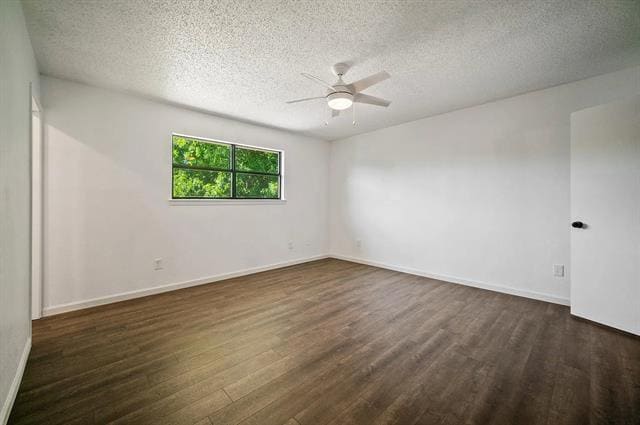 Building Photo - 2500 Laurel Ln