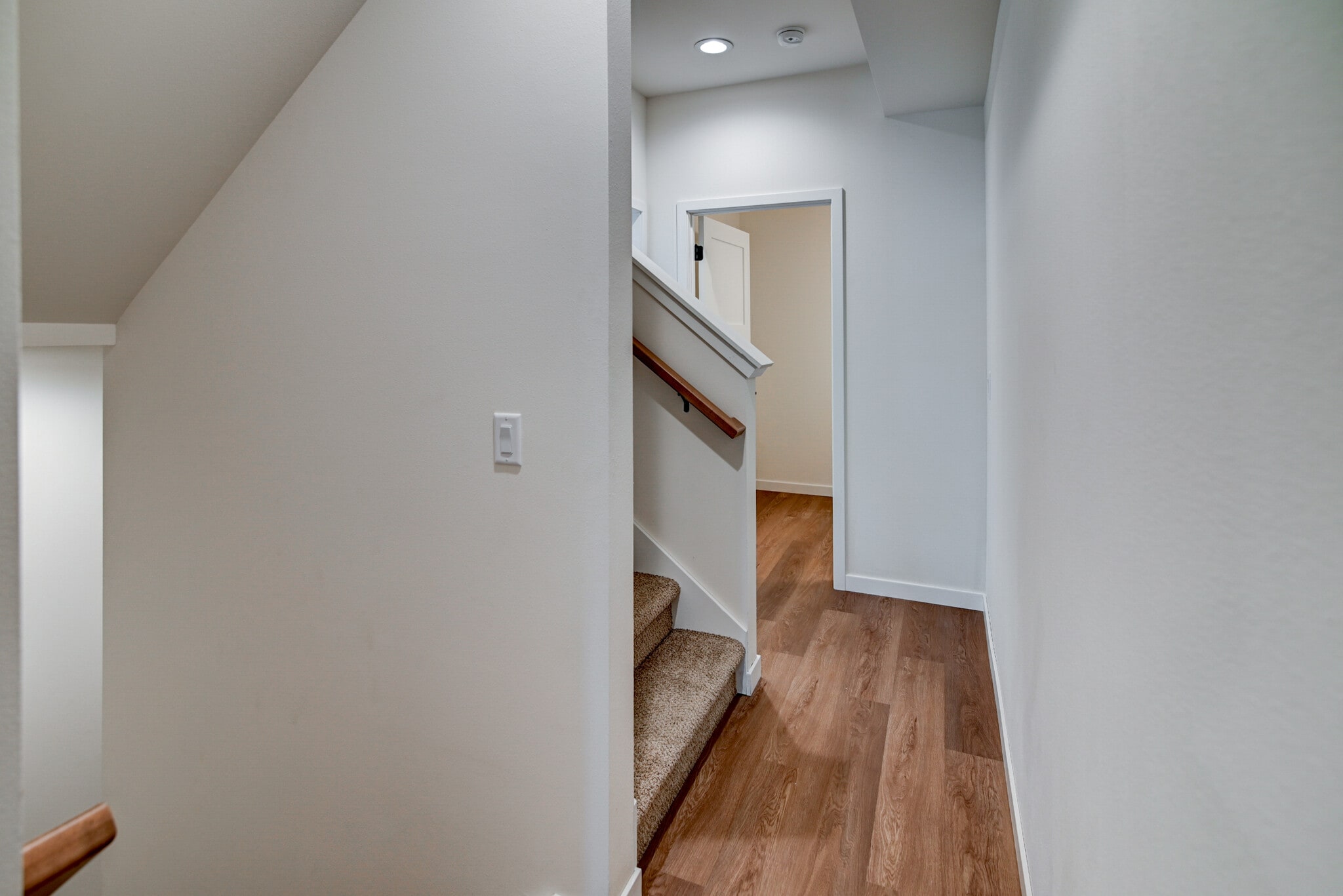 Building Photo - 4879 Lacy Rd