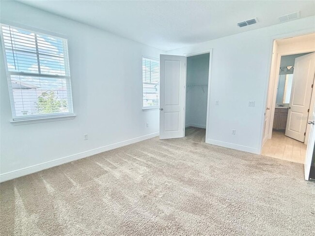 Building Photo - 10581 Marconi Ave