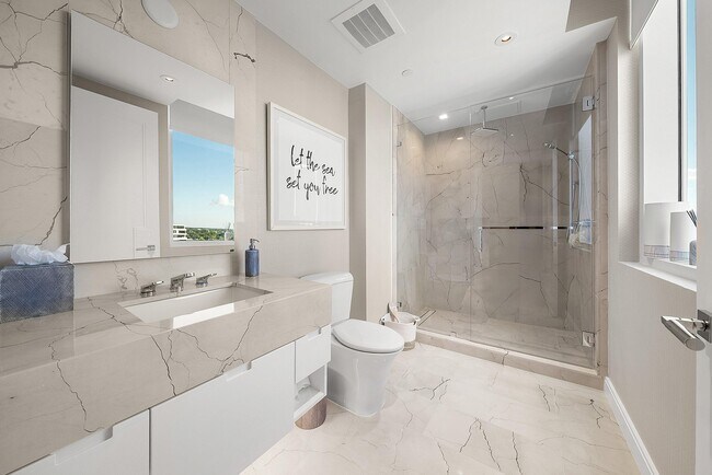 Building Photo - 3550 S Ocean Blvd