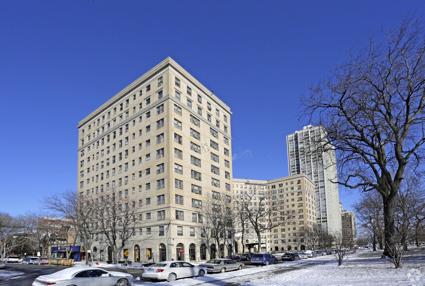 Windermere House Chicago, IL Apartment Finder