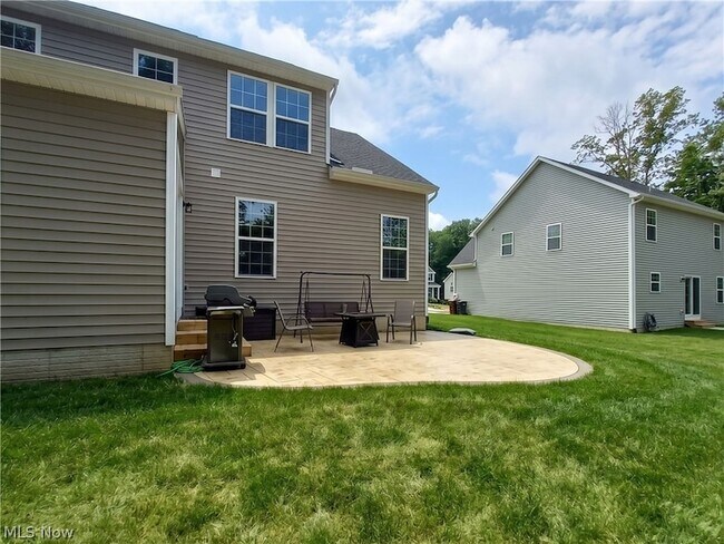 Building Photo - 4509 Millbrook Way