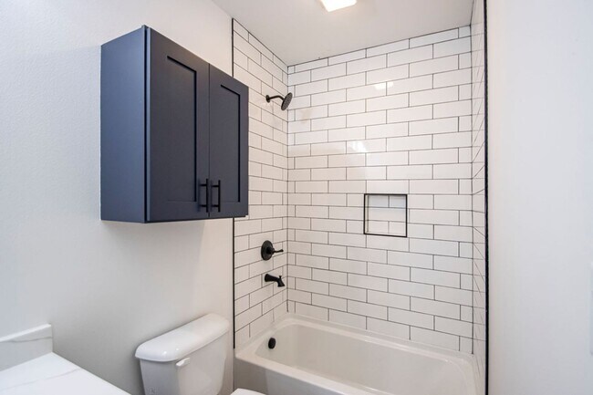 Building Photo - Move-In Ready New Construction Near Downtown & Hospitals!